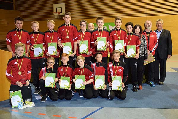 Die C1 des TSV 1904 Feucht - Mannschaft des Jahres 2016. Foto: Lorenz Märtl